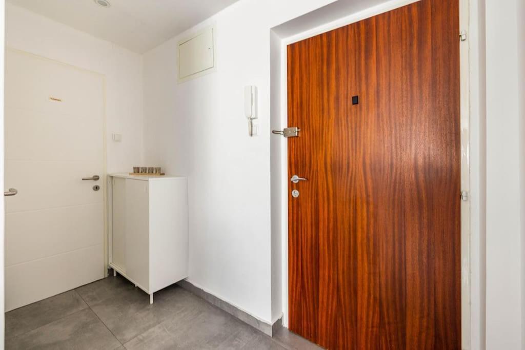 Cozy Renovated Apartment Close To Schoenbrunn Palace Bécs Kültér fotó